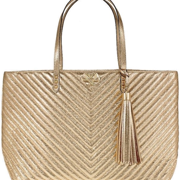 NWT VS Gold Metallic Quilted Chevron Tote Large Shoulder Bag w/Tassel - Picture 3 of 7